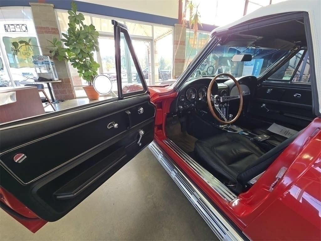 1965 Chevrolet CORVETTE Base
