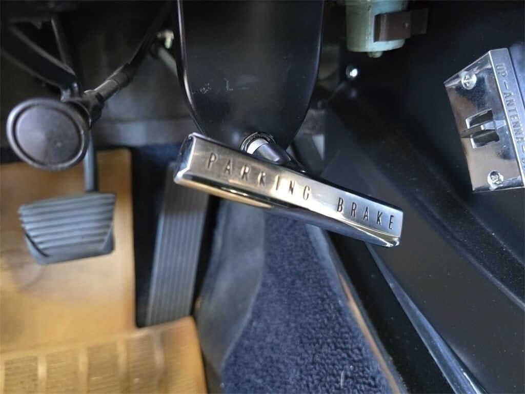 1965 Chevrolet CORVETTE Base