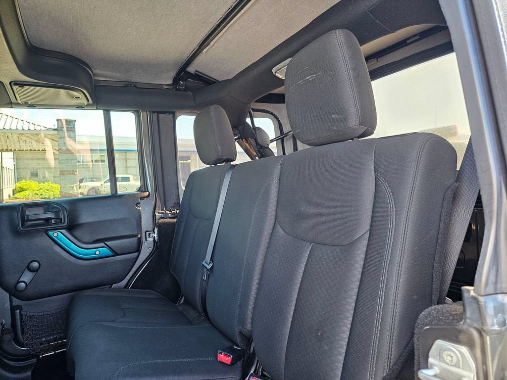 2016 Jeep Wrangler Unlimited Base