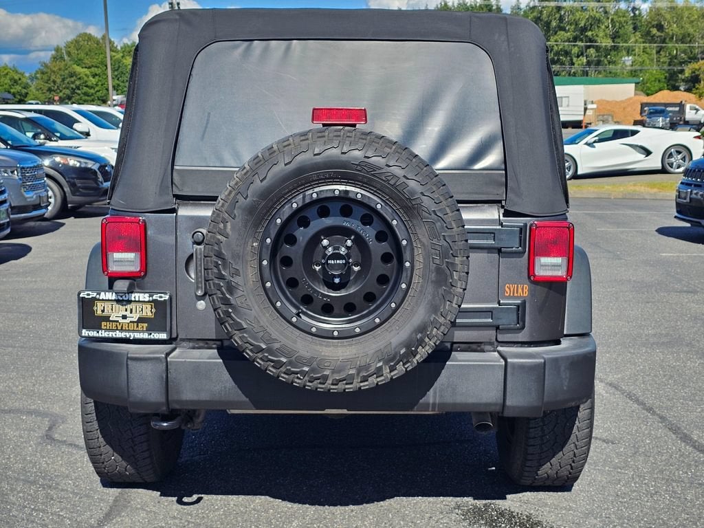 2016 Jeep Wrangler Unlimited Base