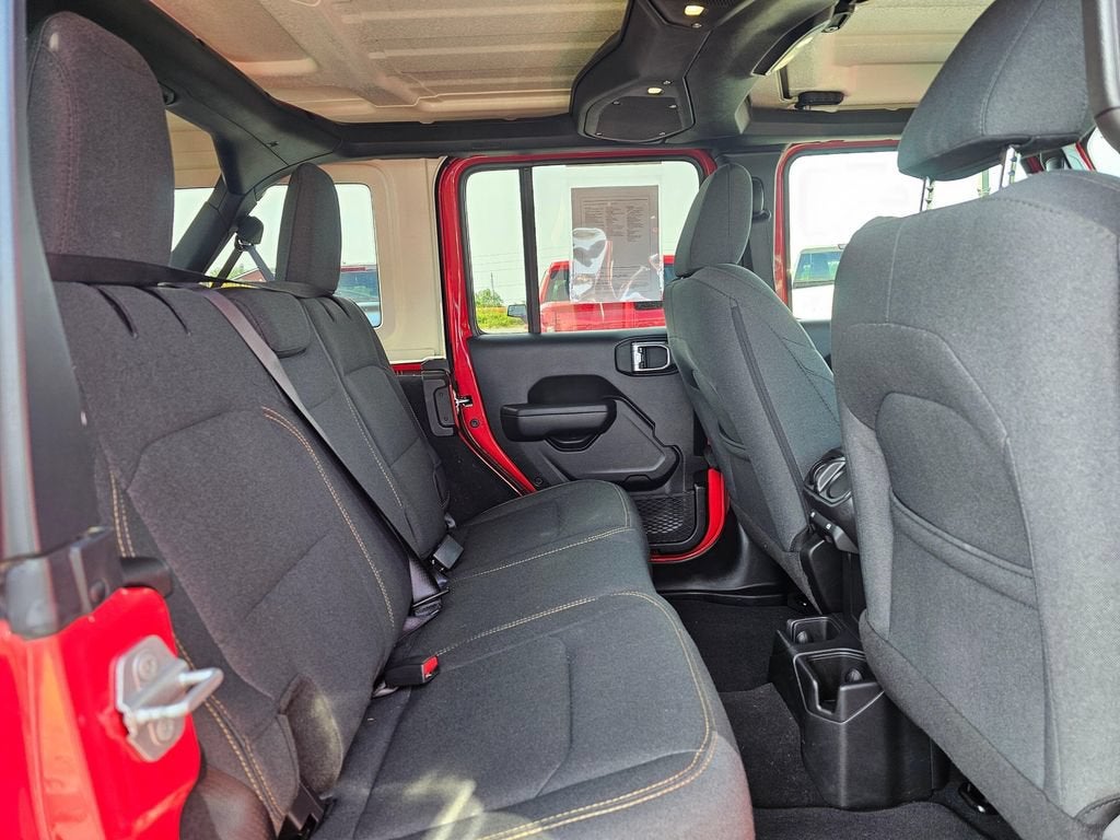 2025 Jeep Wrangler Base