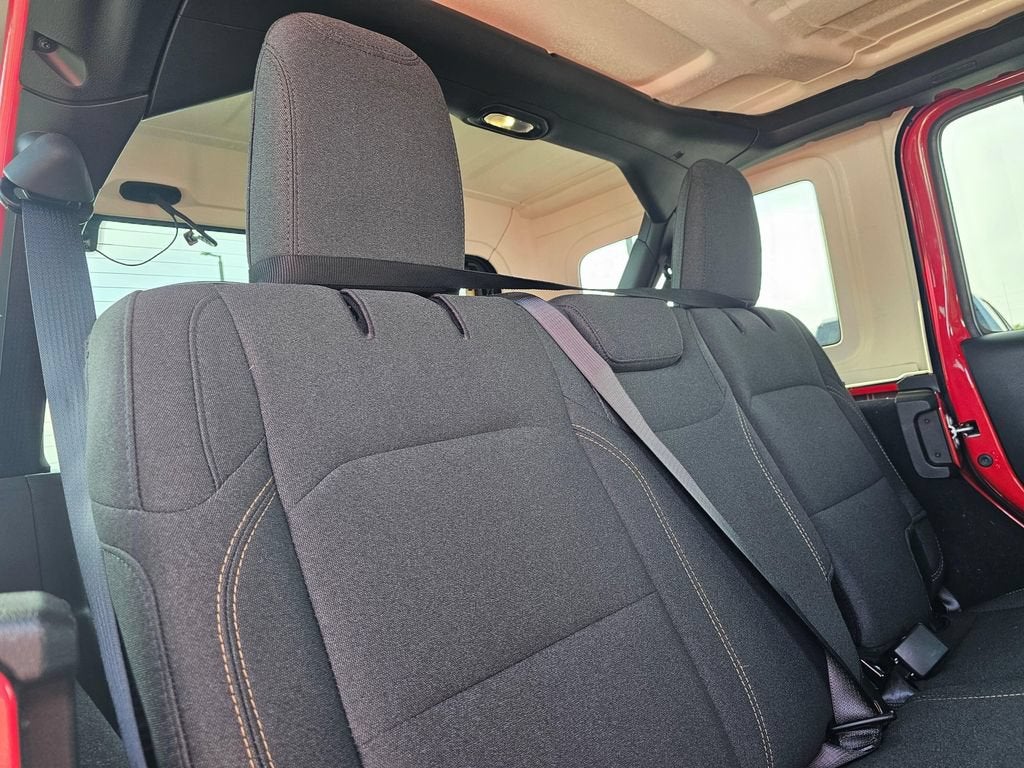 2025 Jeep Wrangler Base