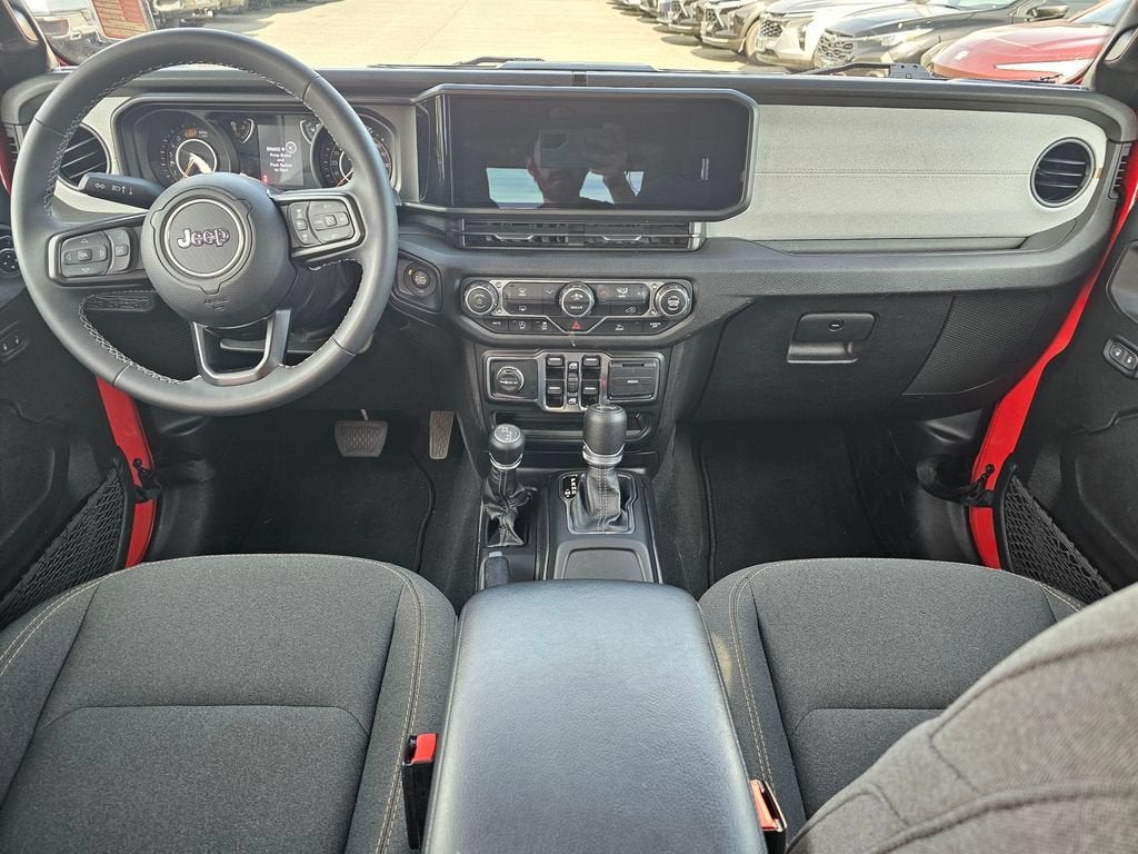 2025 Jeep Wrangler Base