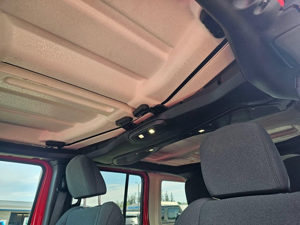 2025 Jeep Wrangler Base