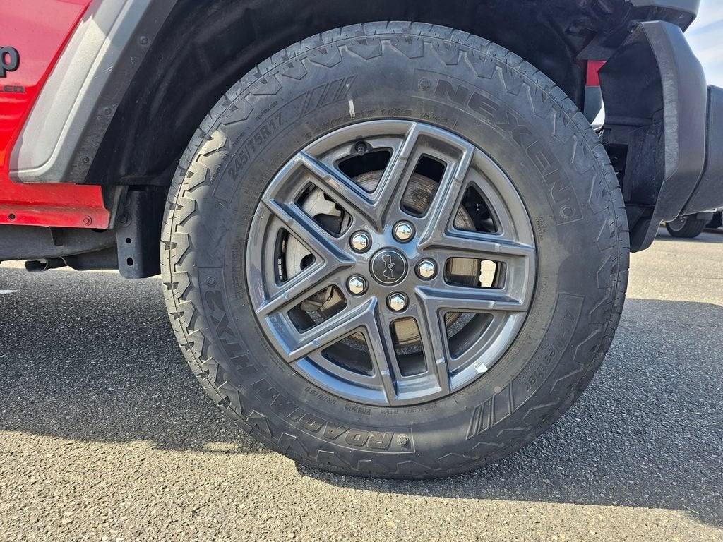 2025 Jeep Wrangler Base