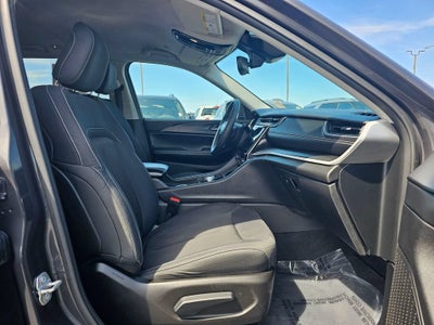 2024 Jeep Grand Cherokee Base