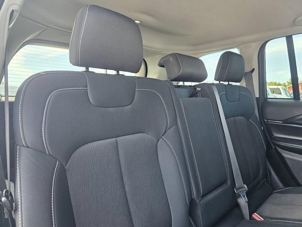 2024 Jeep Grand Cherokee Base