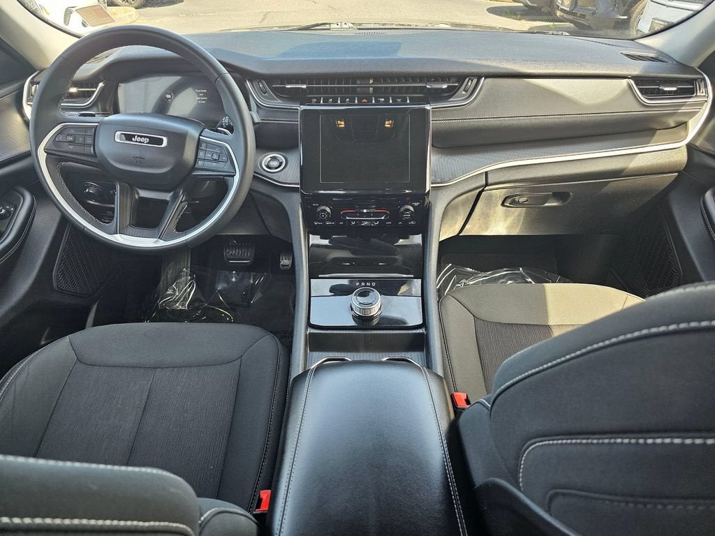 2024 Jeep Grand Cherokee Base