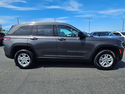 2024 Jeep Grand Cherokee Base