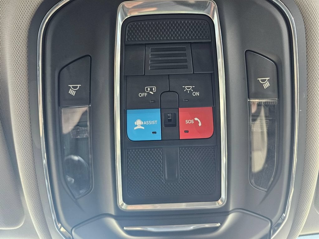 2024 Jeep Grand Cherokee Base