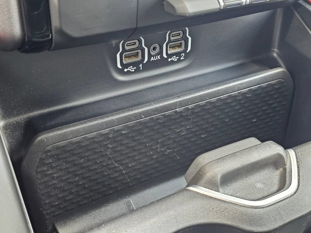 2023 RAM 1500 Base