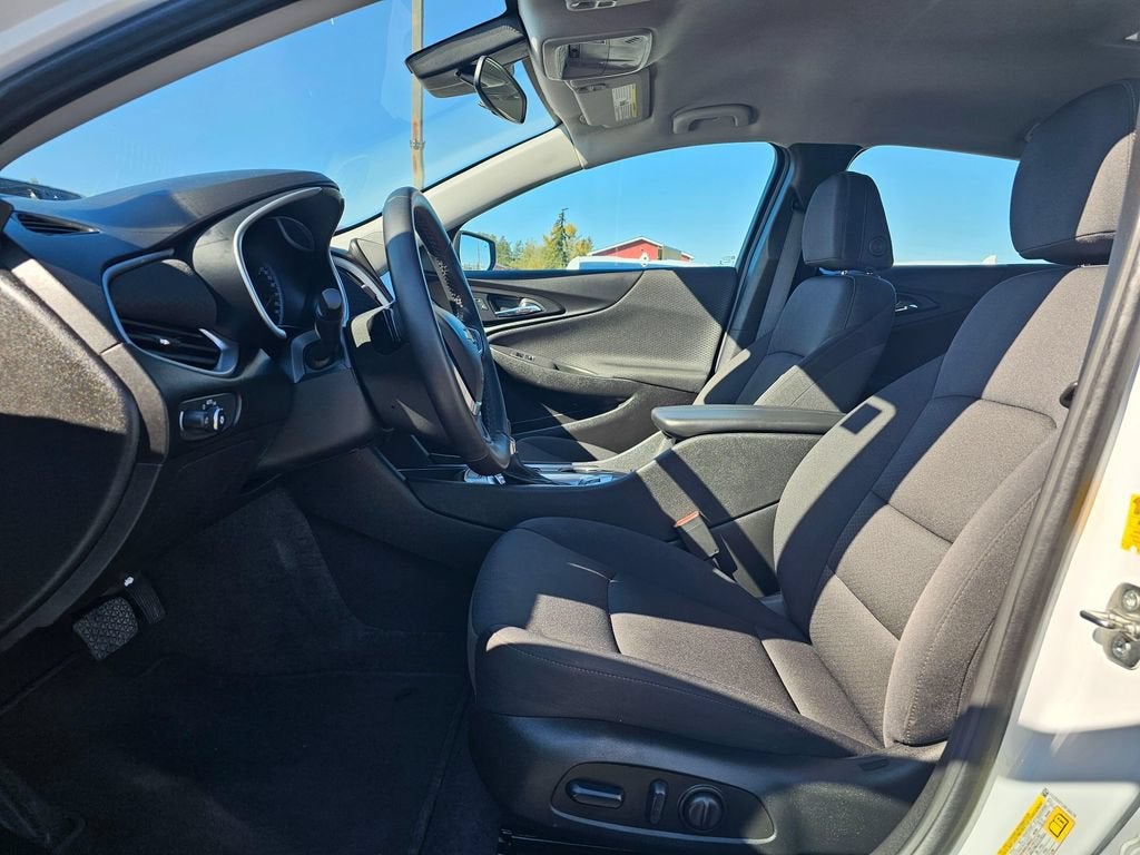 2024 Chevrolet Malibu Base