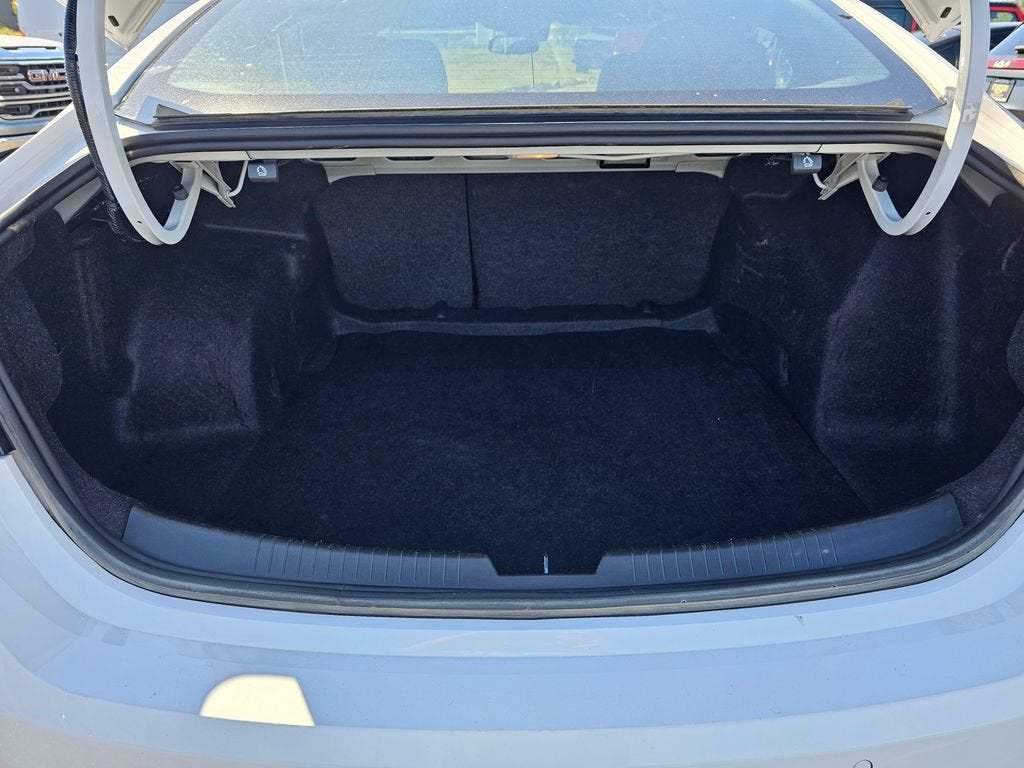 2024 Chevrolet Malibu Base