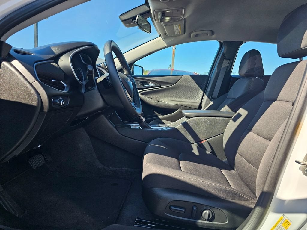 2024 Chevrolet Malibu Base