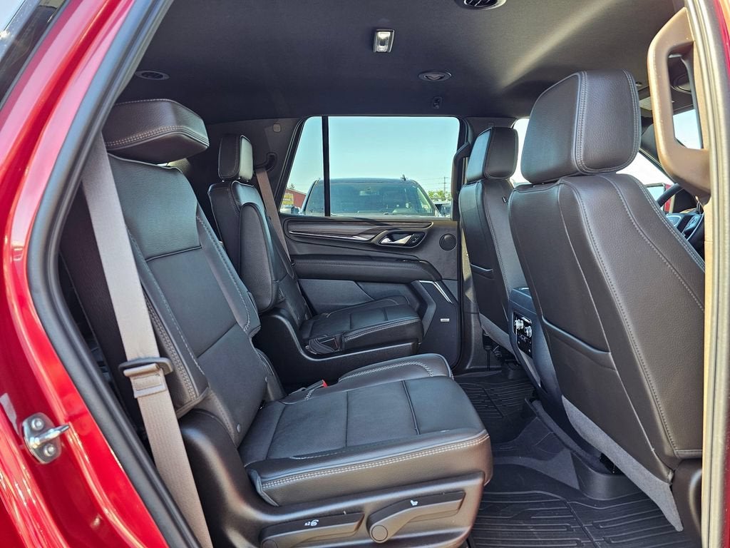 2023 GMC Yukon Base