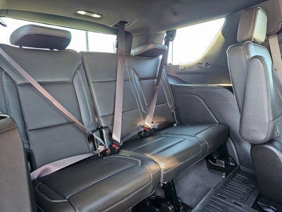 2023 GMC Yukon Base