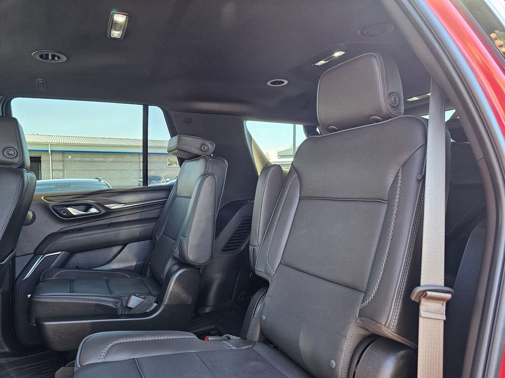 2023 GMC Yukon Base