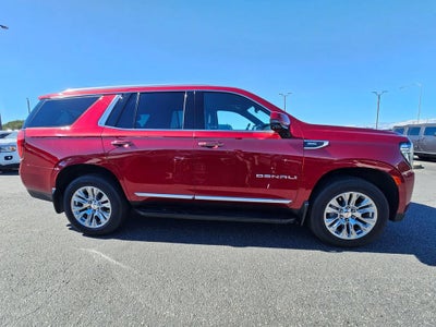 2023 GMC Yukon Base