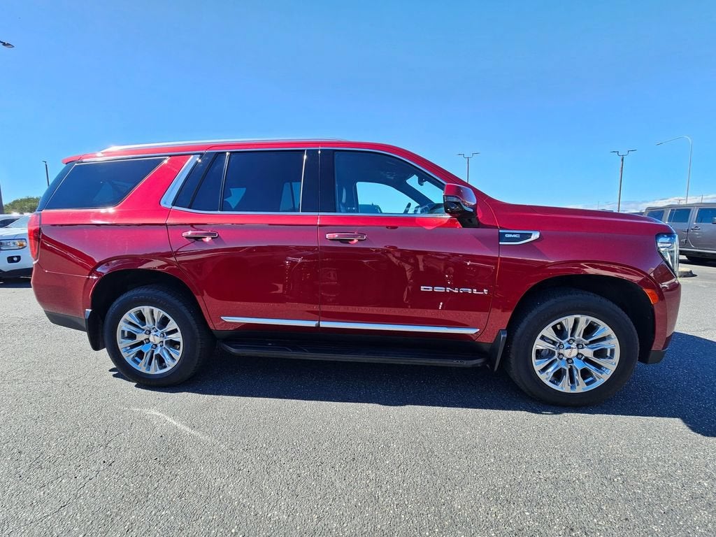 2023 GMC Yukon Base