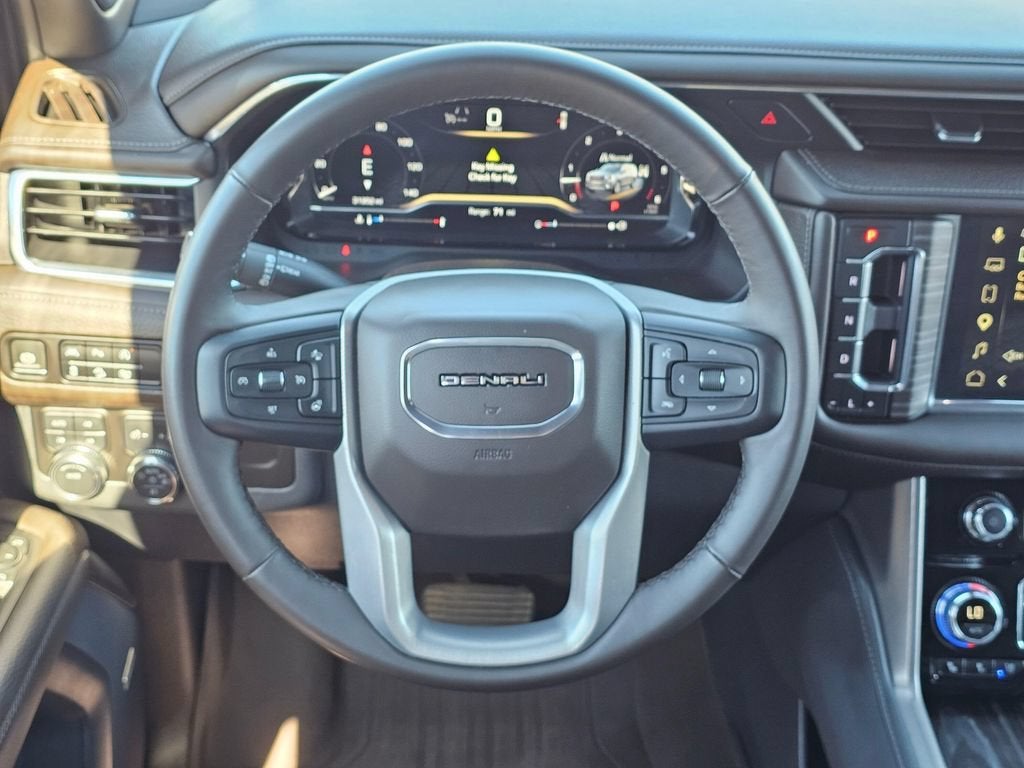 2023 GMC Yukon Base
