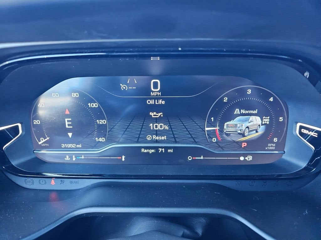 2023 GMC Yukon Base