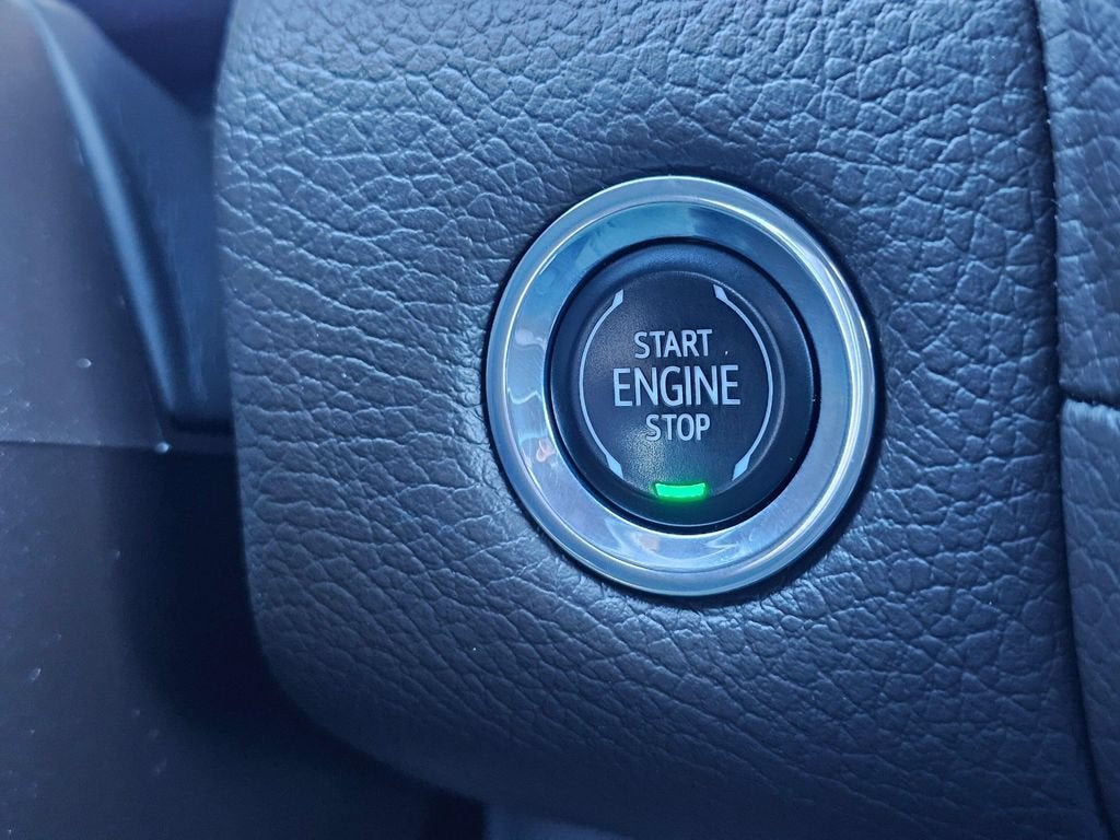 2023 GMC Yukon Base