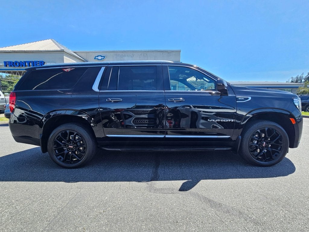 2023 GMC Yukon XL Base