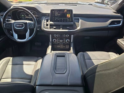 2023 GMC Yukon XL Base