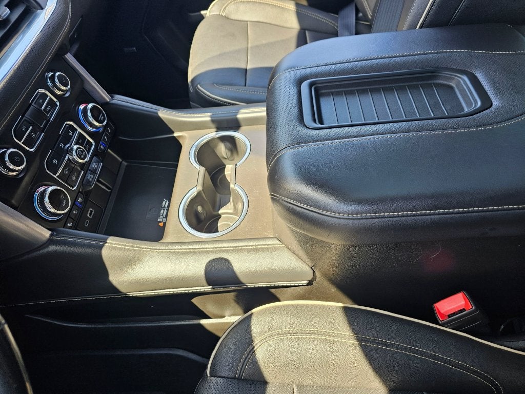 2023 GMC Yukon XL Base