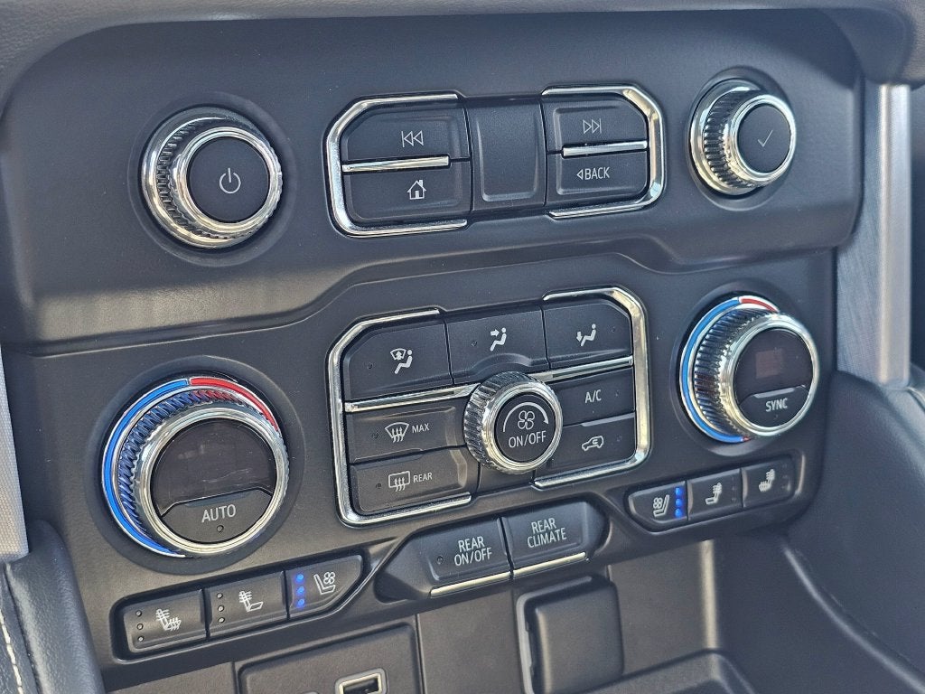 2023 GMC Yukon XL Base