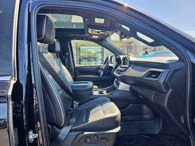 2023 GMC Yukon XL Base