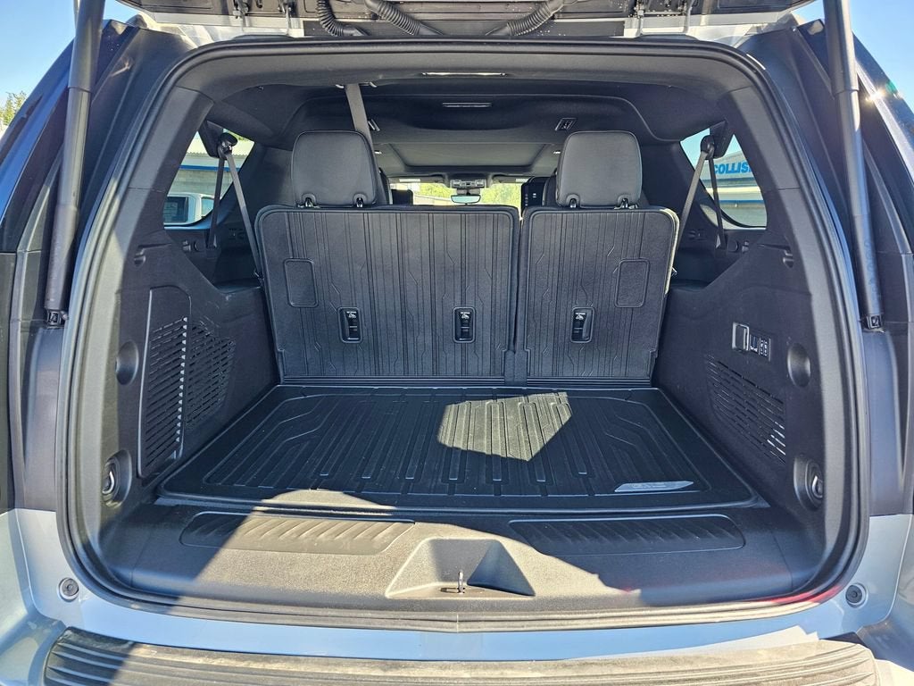 2025 GMC Yukon XL Base