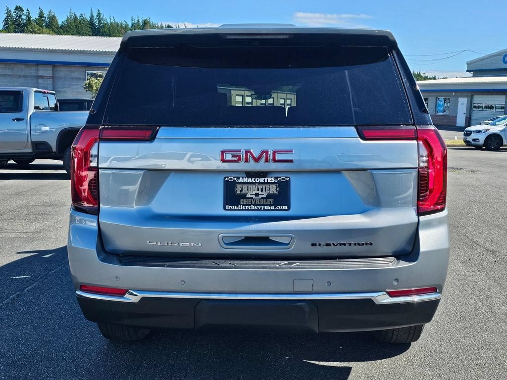 2025 GMC Yukon XL Base