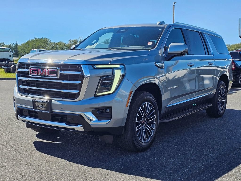 2025 GMC Yukon XL Base