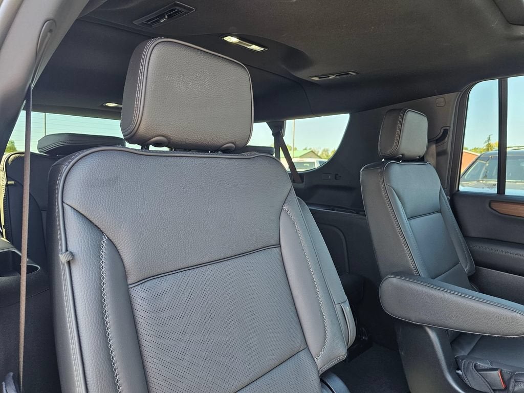 2026 GMC Yukon XL Base