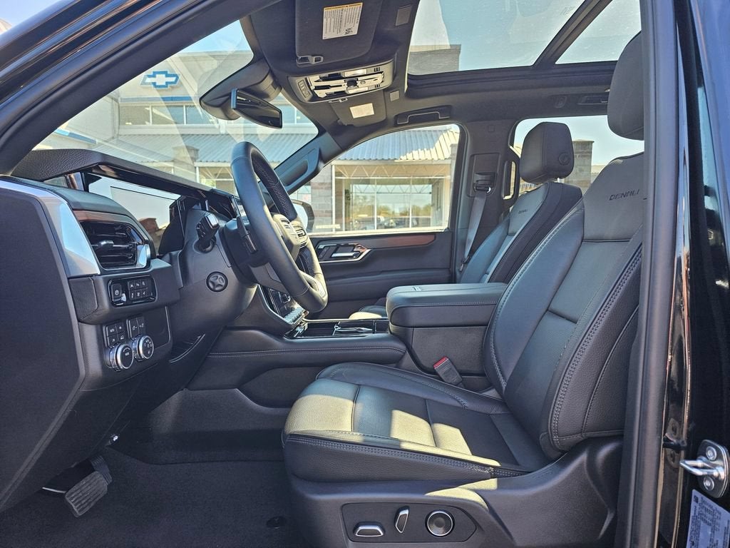 2026 GMC Yukon XL Base