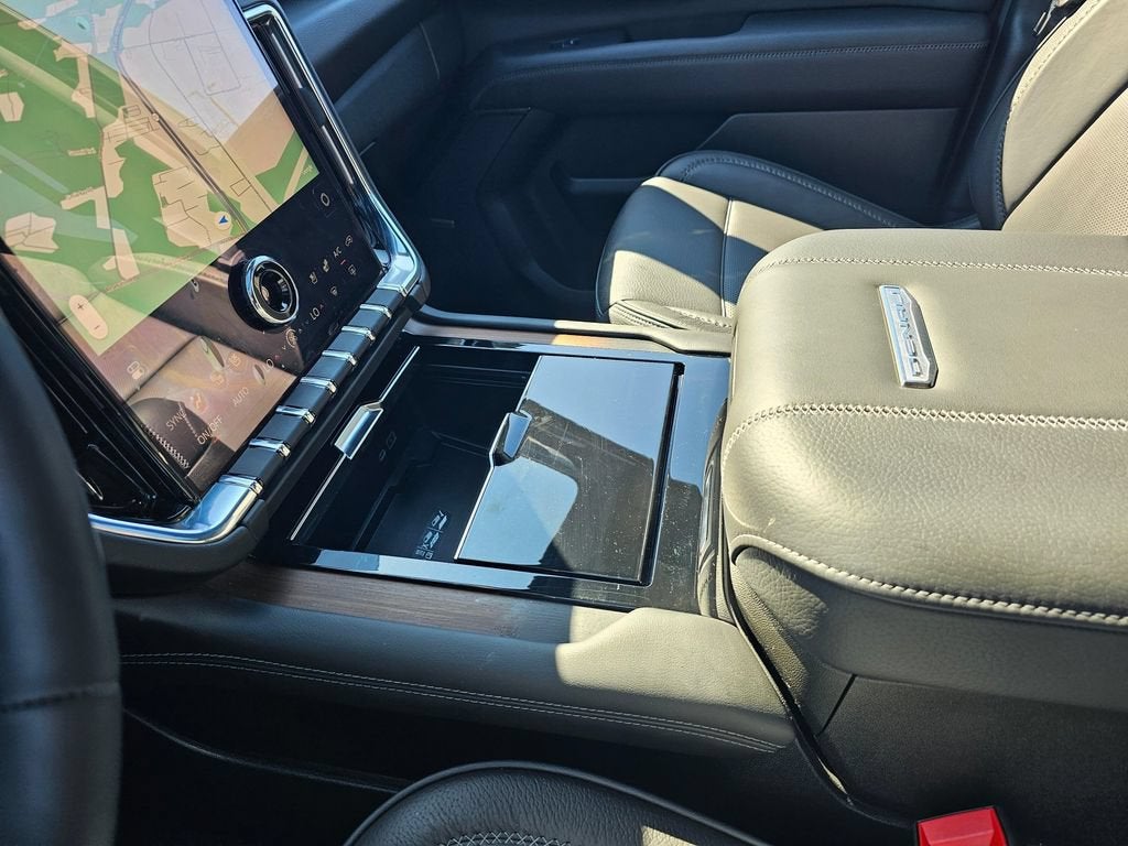 2026 GMC Yukon XL Base