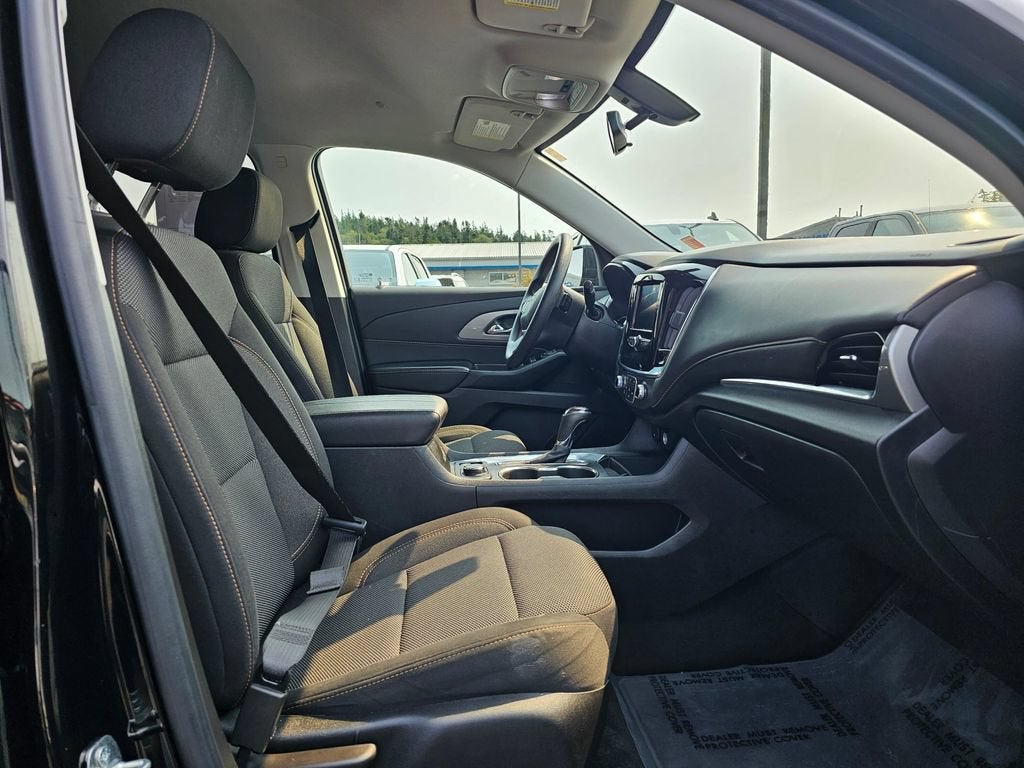 2020 Chevrolet Traverse Base