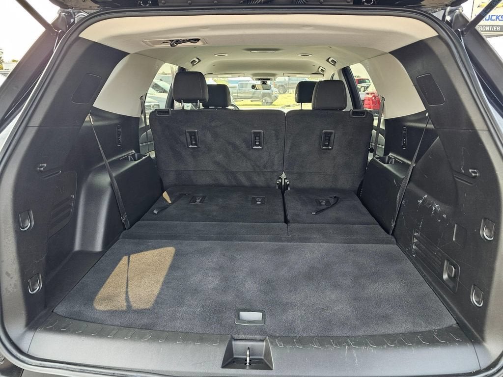 2020 Chevrolet Traverse Base