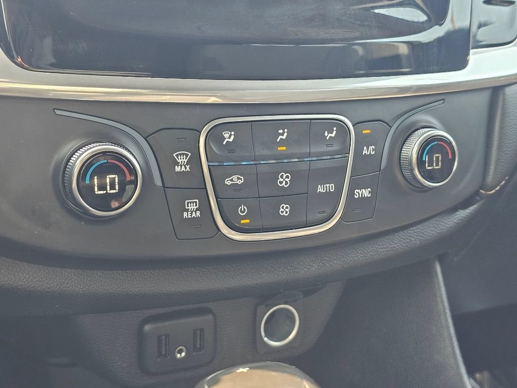 2020 Chevrolet Traverse Base