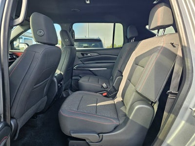 2024 Chevrolet Traverse Base