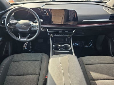 2024 Chevrolet Traverse Base