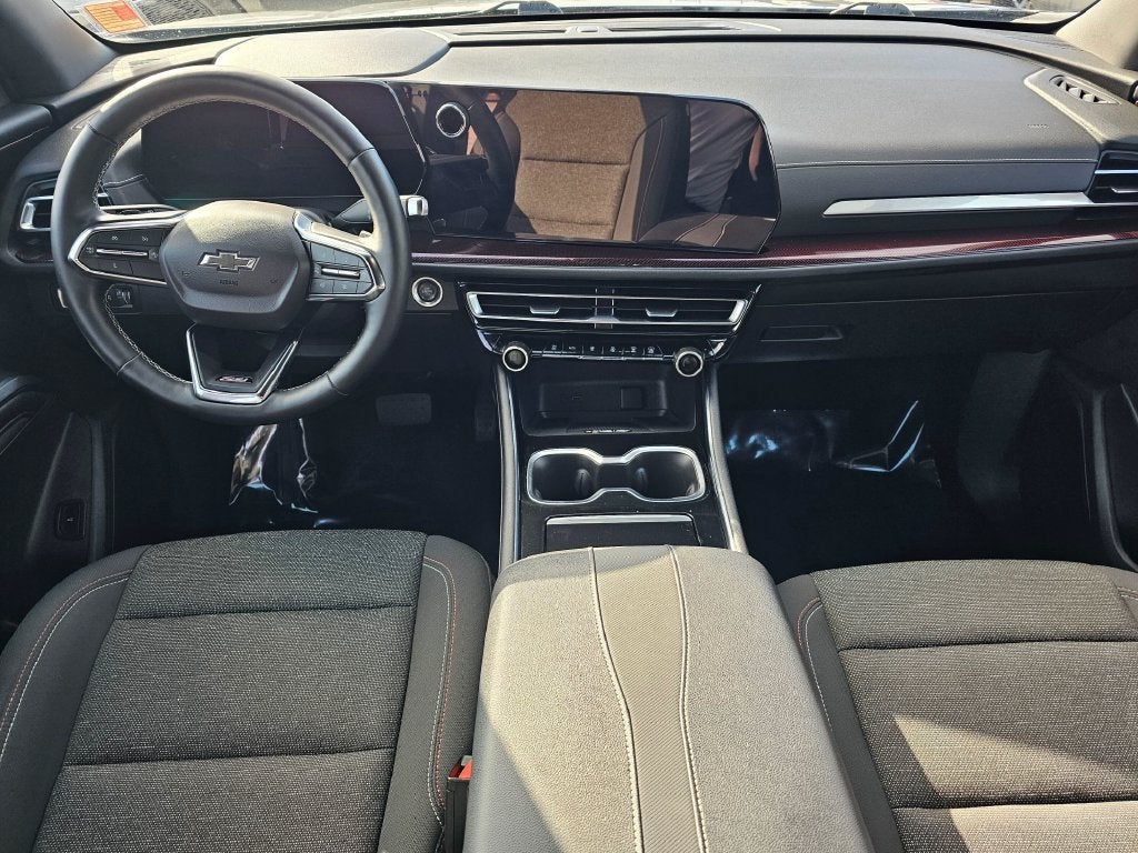 2024 Chevrolet Traverse Base