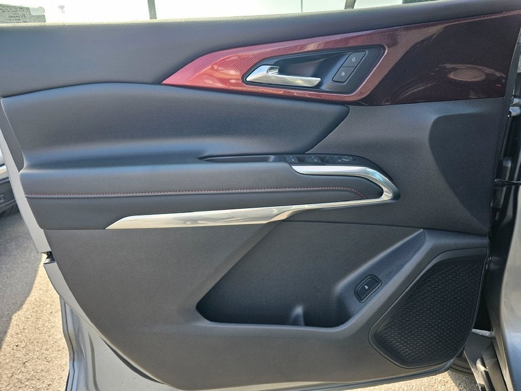 2024 Chevrolet Traverse Base