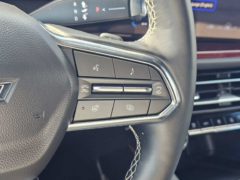 2024 Chevrolet Traverse Base