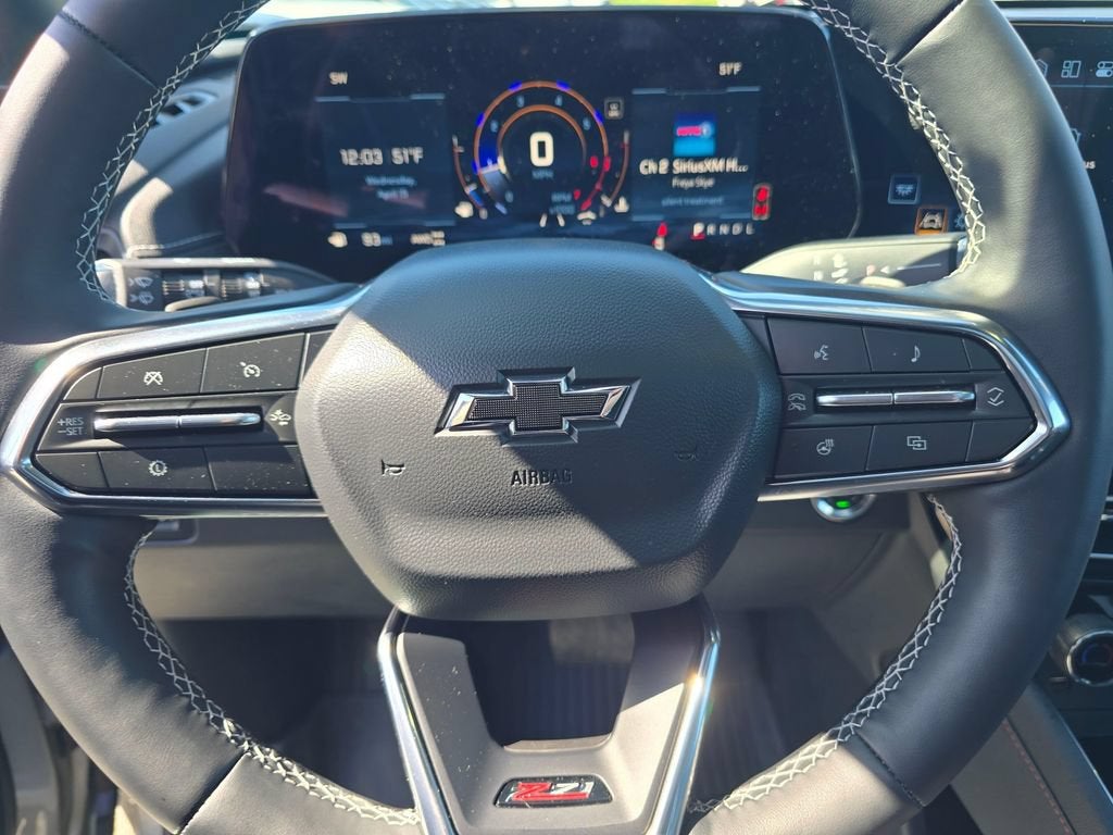 2025 Chevrolet Traverse Base