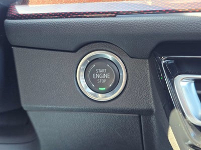 2025 Chevrolet Traverse Base