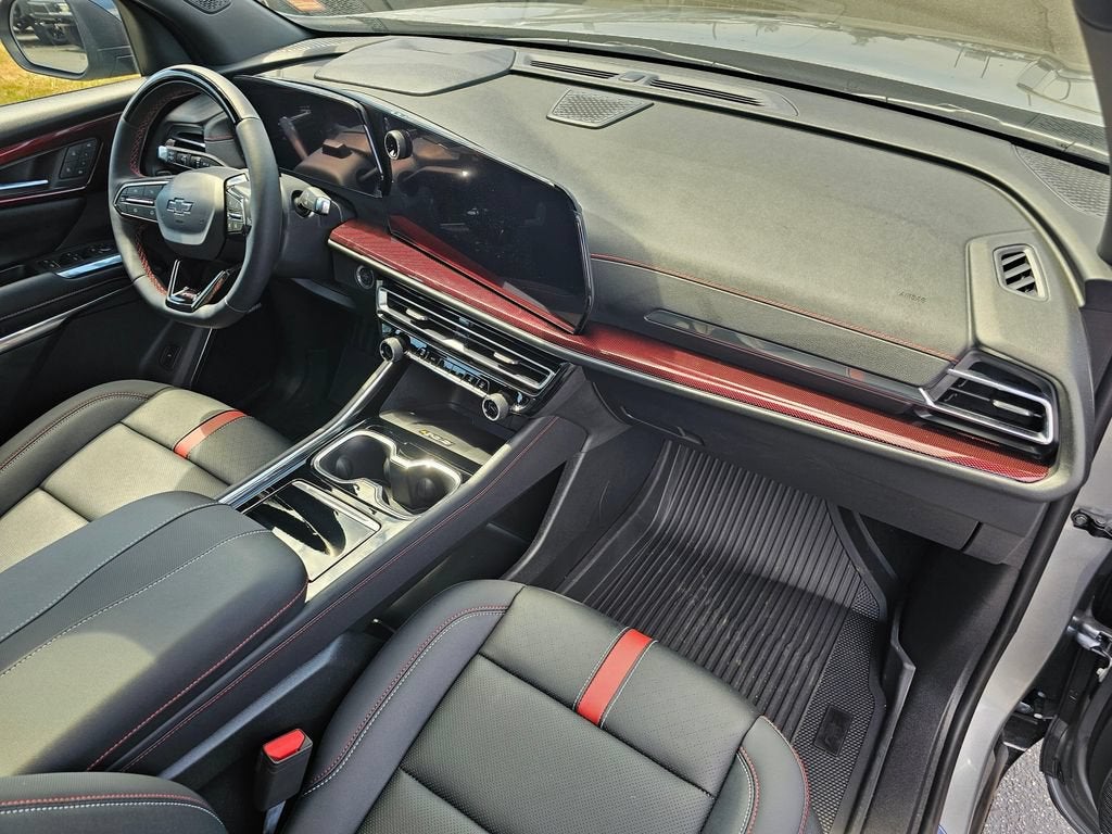 2026 Chevrolet Traverse Base