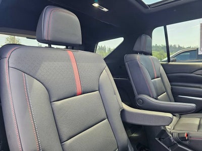 2026 Chevrolet Traverse Base