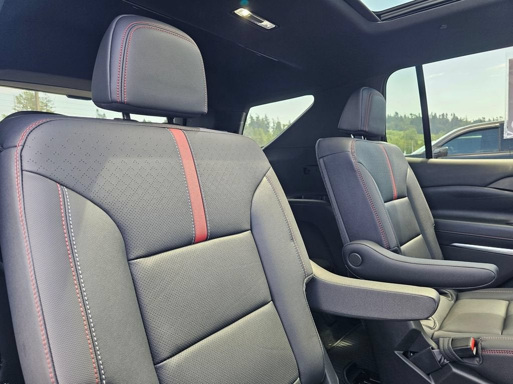 2026 Chevrolet Traverse Base
